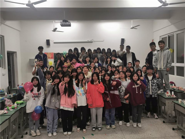 21级本科4班.png